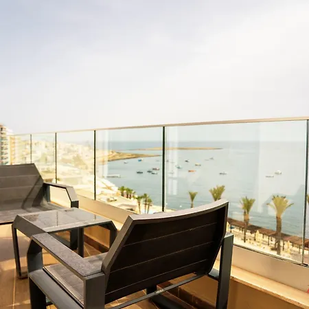 Mediterranean Living Right By The Sea St. Paul's Bay Exterior photo
